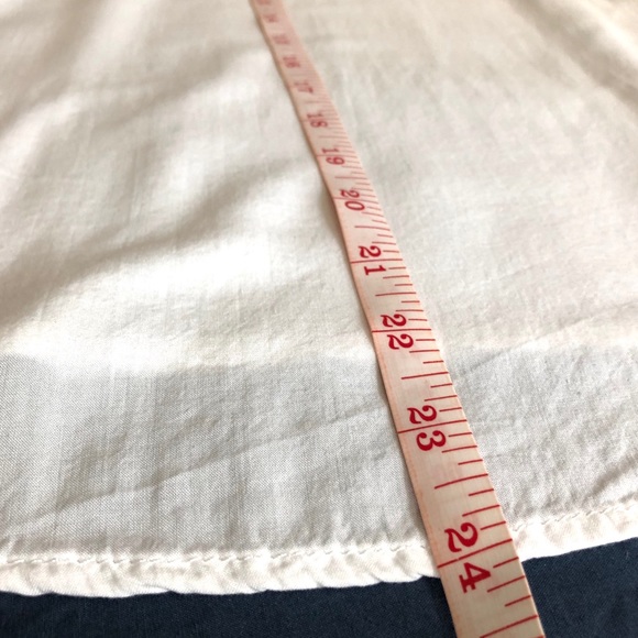 Sleeveless Top in White - Picture 6 of 6